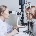 Окулист или офтальмолог: в чем разница?